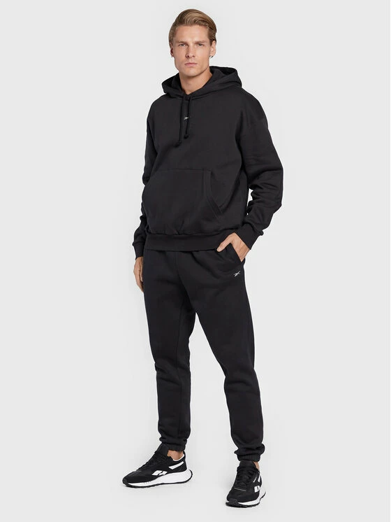 Reebok Άνδρες Μπλούζες Χωρίς Φερμουάρ Μπλούζα Wardrobe Essentials HM3120 Μαύρο Loose Fit 2 Reebok Άνδρες Μπλούζες Χωρίς Φερμουάρ Μπλούζα Wardrobe Essentials HM3120 Μαύρο Loose Fit - Image 2